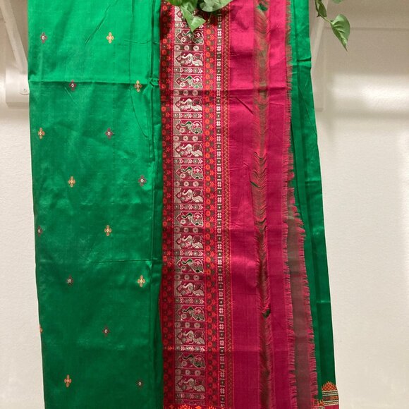 Green and Pink pure silk Saree - Picture 1 of 4